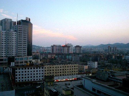 13F0504.jpg (43952 バイト)