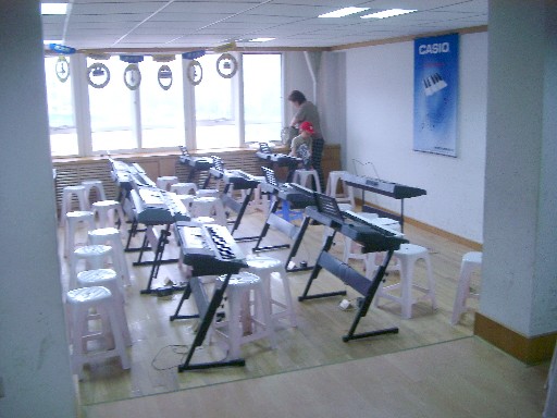 030815.JPG (54756 バイト)