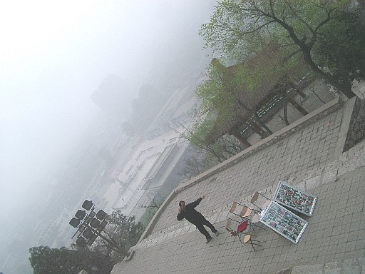 03042310.JPG (61058 バイト)