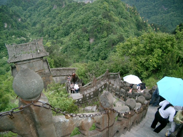 04051543.JPG (120066 バイト)