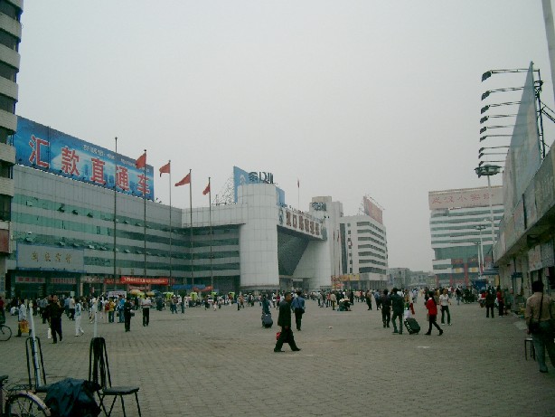 04051605.JPG (70827 バイト)